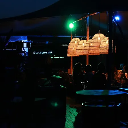 Tiny House By The Water - De Schans Camping Alphen (Gelderland)