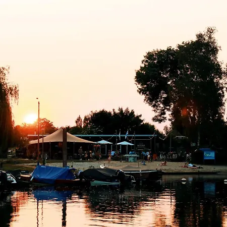 Tiny House By The Water - De Schans * Alphen