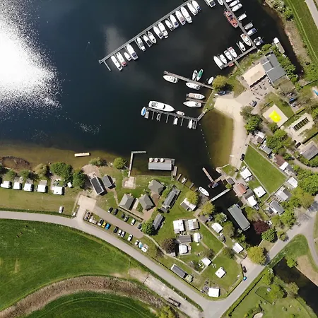 Camping Tiny House By The Water - De Schans *