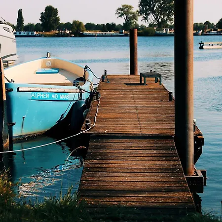 Tiny House By The Water - De Schans * Alphen (Gelderland)