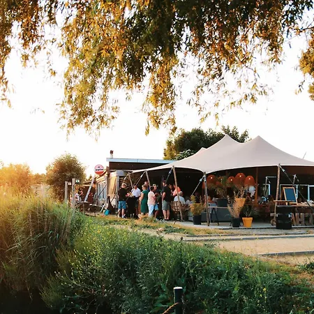 Tiny House By The Water - De Schans *