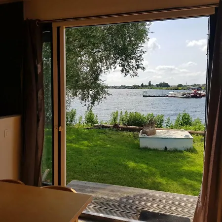 Tiny House By The Water - De Schans Kemping