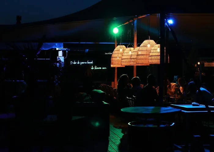 Tiny House By The Water - De Schans Kemping Alphen (Gelderland)