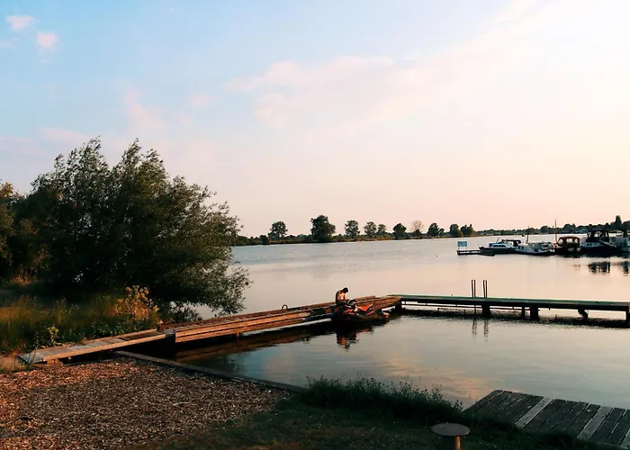 Tiny House By The Water - De Schans * Alphen (Gelderland)