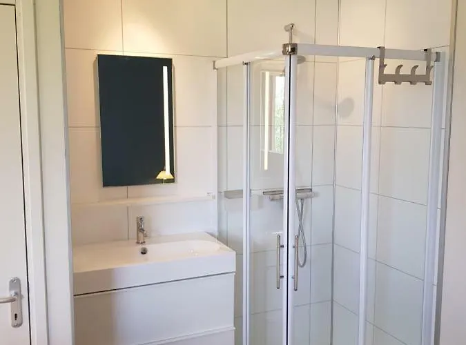 Tiny House By The Water - De Schans Kemping