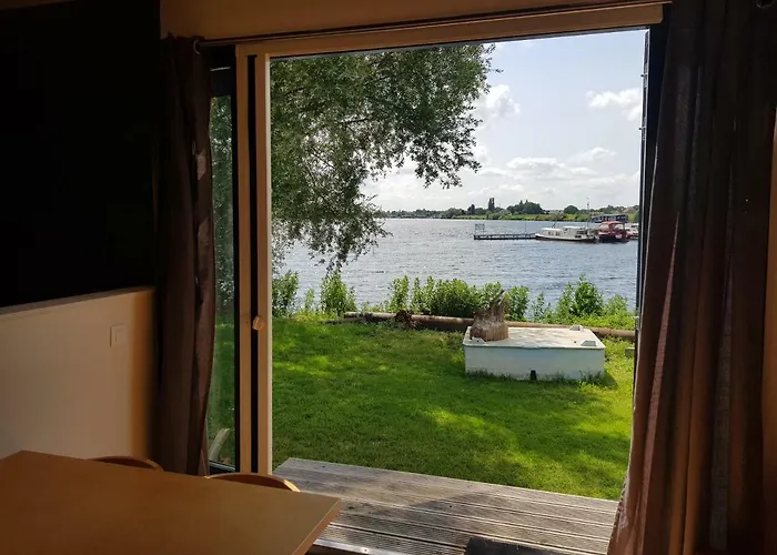 Tiny House By The Water - De Schans Kemping