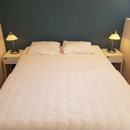 Parque de Campismo Tiny House By The Water - De Schans